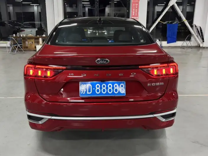 Ford Mondeo 2025 Model EcoBoost 245 Supreme Model