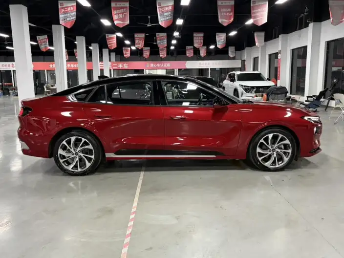 Ford Mondeo 2025 Model EcoBoost 245 Supreme Model – фото 6