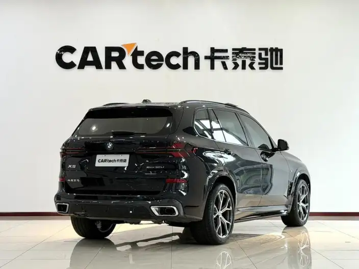 BMW X5 2026 Model xDrive30Li Exclusive Model M Sports Night Set – фото 7