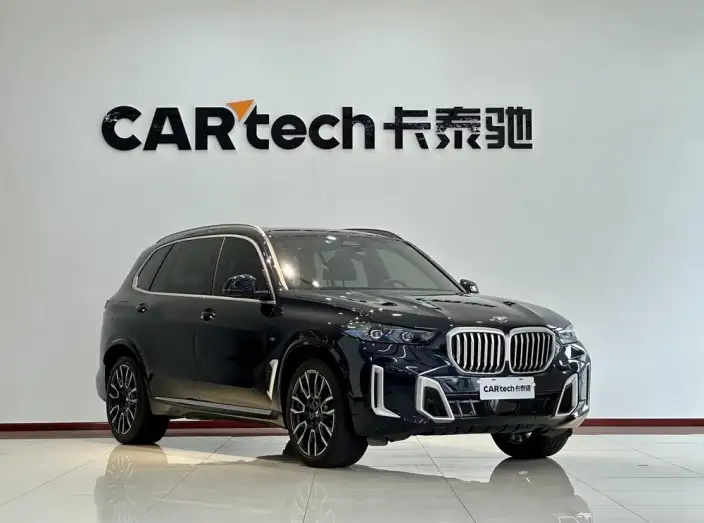 BMW X5 2023 Model xDrive40Li M Sports Set – фото 3