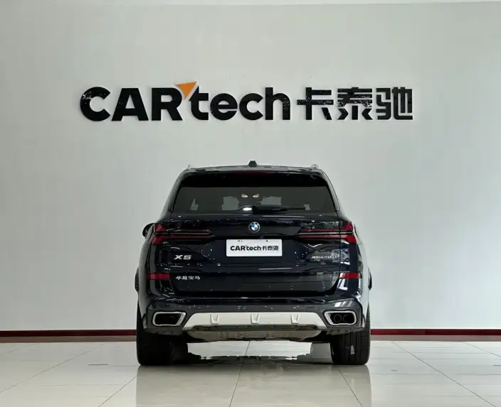 BMW X5 2023 Model xDrive40Li M Sports Set – фото 6