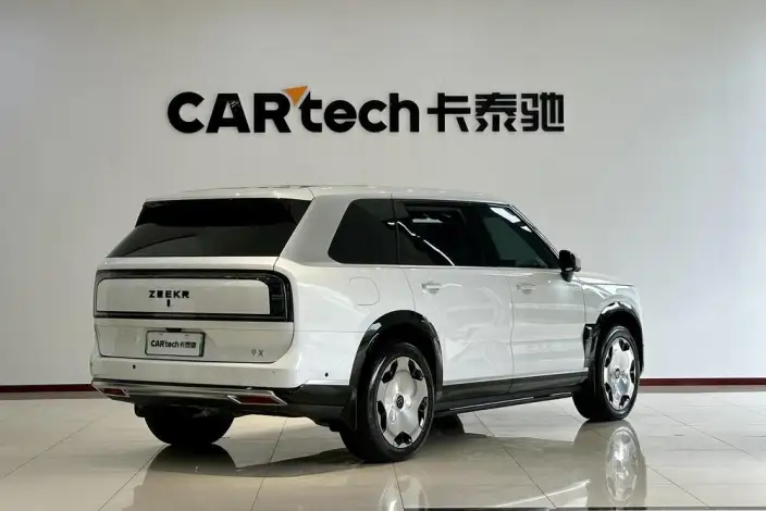 ZEEKR 9X 2025 Model Hyper Edition 70kWh VI seat – фото 7