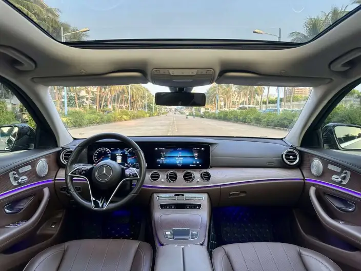 Mercedes-Benz E-Class 2023 Model E 300 L Luxury Model sedan – фото 7