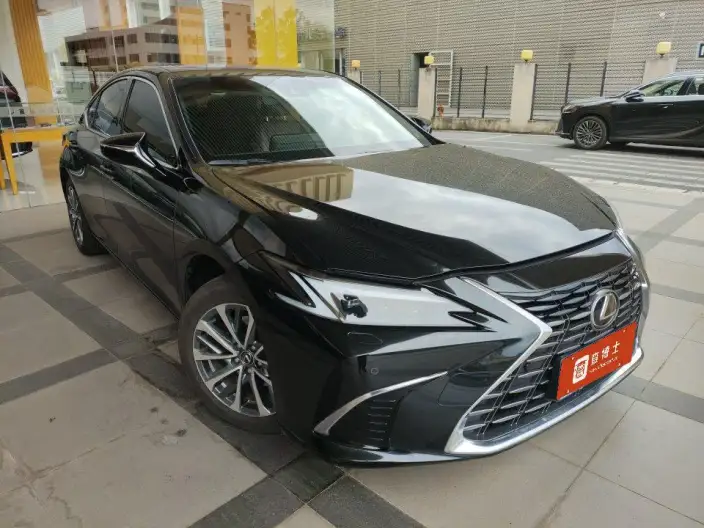 Lexus ES 2025 Model 200 Premium – фото 3