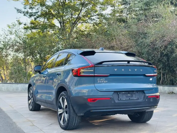 Volvo C40 EV 2023 Model Long Battery Life Pro Edition – фото 5