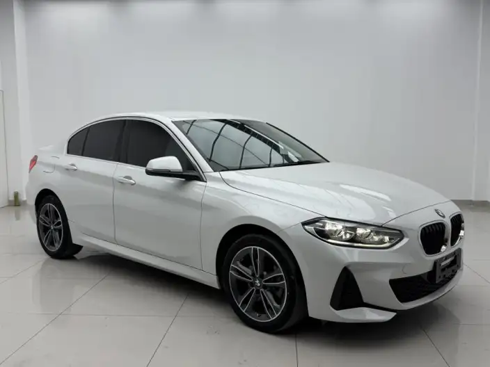 BMW 1 Series 2023 Model 120i M Sports Edition – фото 3