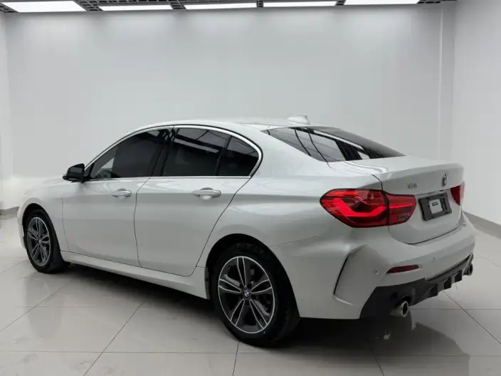 BMW 1 Series 2023 Model 120i M Sports Edition – фото 4
