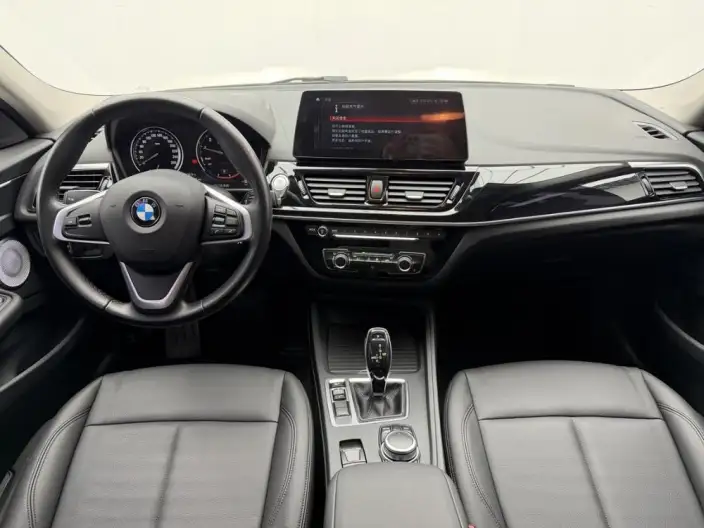 BMW 1 Series 2023 Model 120i M Sports Edition – фото 7