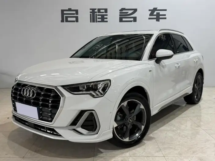 AUDI Q3 2022 Model 35 TFSI Fashion Dynamic Model – фото 1