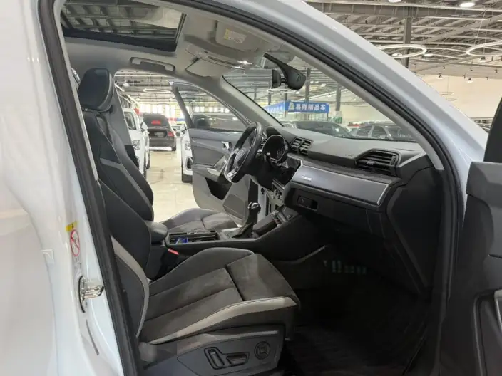 AUDI Q3 2022 Model 35 TFSI Fashion Dynamic Model – фото 9