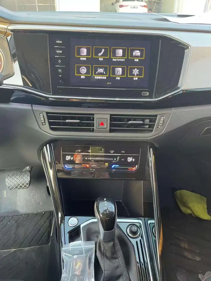 Volkswagen Tayron 2022 Model 280TSI 2WD Luxury Zhilian Edition – фото 7