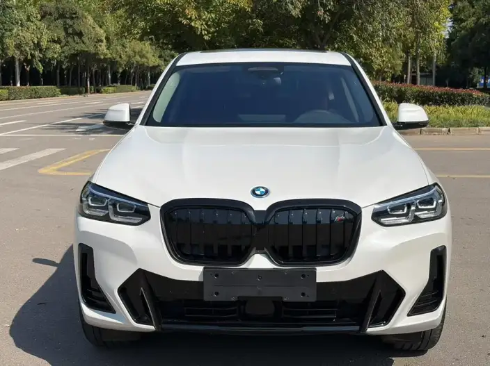 BMW iX3 2023 Model Leading Model – фото 2