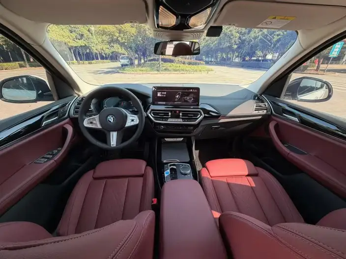 BMW iX3 2023 Model Leading Model – фото 7