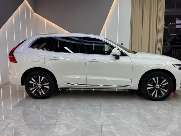 Volvo XC60 2024 Model B5 4WD Smart Range Deluxe Edition – фото 7
