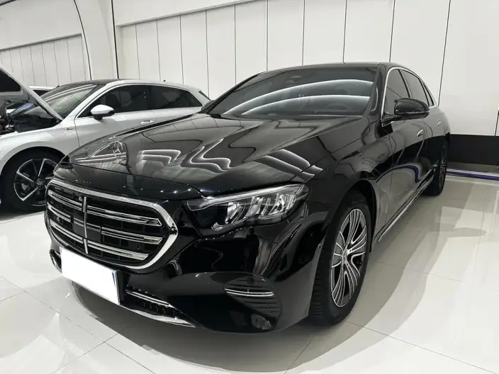 Mercedes-Benz E-Class 2025 Model Facelift E 260 L sedan – фото 1