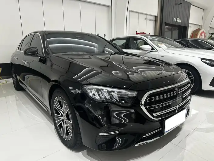 Mercedes-Benz E-Class 2025 Model Facelift E 260 L sedan – фото 3