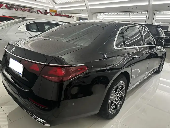 Mercedes-Benz E-Class 2025 Model Facelift E 260 L sedan – фото 5