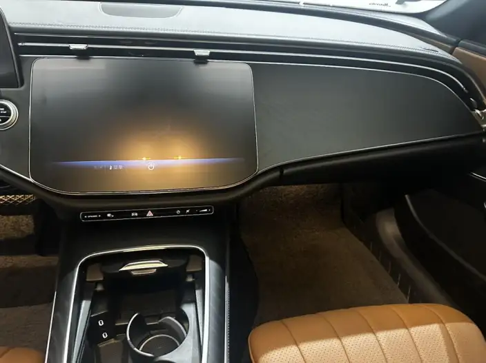 Mercedes-Benz E-Class 2025 Model Facelift E 260 L sedan – фото 6