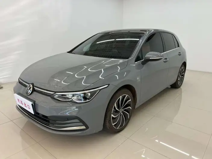 Volkswagen Golf 2023 Model 280TSI DSG Pro – фото 1