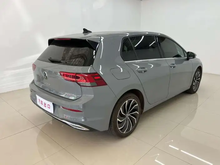 Volkswagen Golf 2023 Model 280TSI DSG Pro – фото 6