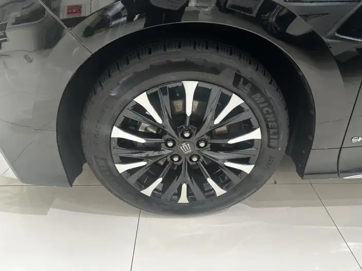 Vellfire 2023 Model Toyota Crown 2.5L Intelligent Hybrid 4WD Supreme Edition – фото 8