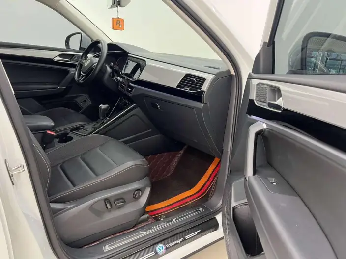 Volkswagen Tayron 2022 Model 280TSI 2WD Luxury Zhilian Edition – фото 8