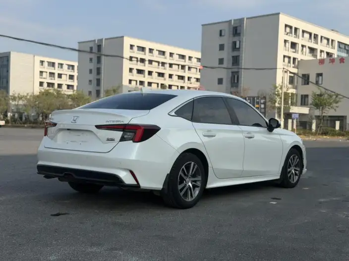 Model Ge 2023 Model 240TURBO CVT Leading version – фото 6