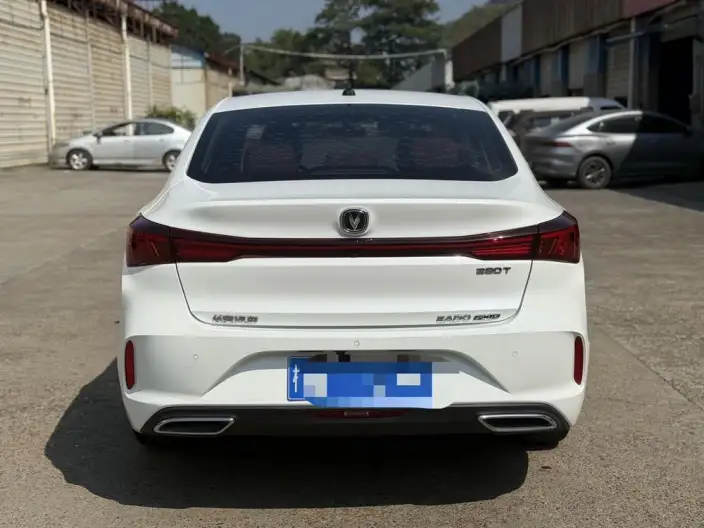Changan Eado 2022 Model PLUS Blue whale NE 1.4T GDI DCT Noble Model – фото 5