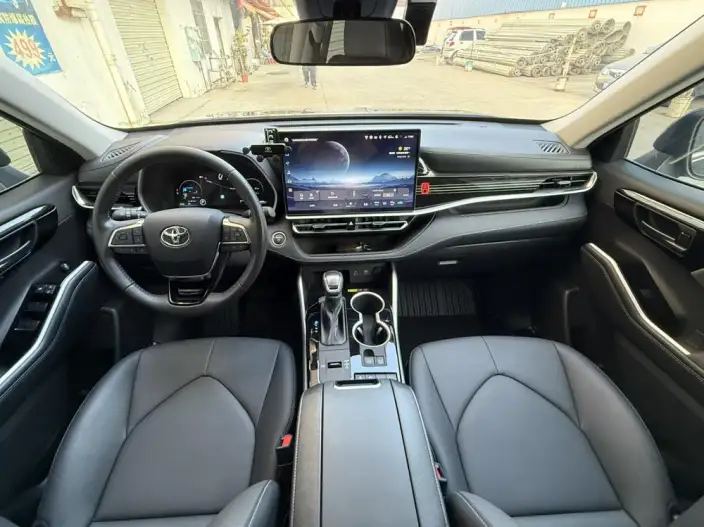 Toyota Highlander 2026 Model Hybrid 2.5L 2WD Elite Edition 7 seat – фото 8