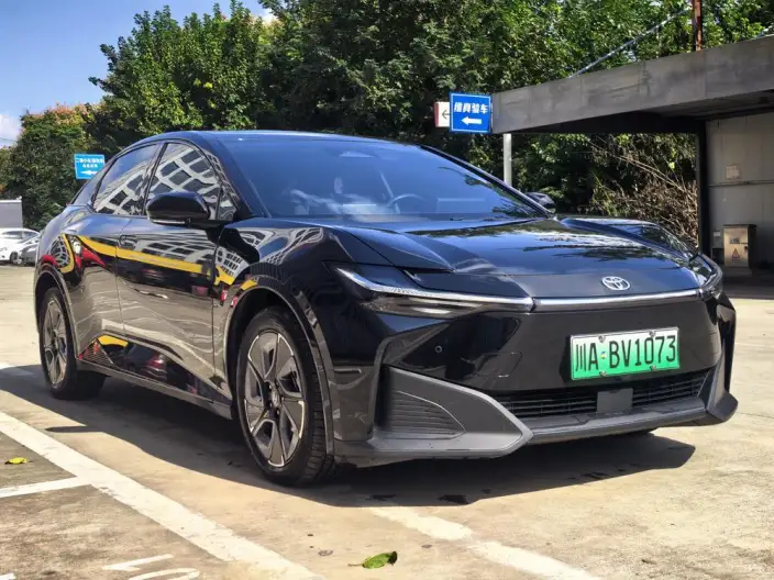 TOYOTA bZ3 2024 Model Elite PRO – фото 3