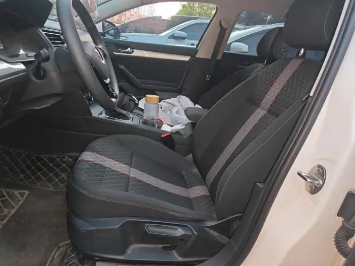 Volkswagen Lamando 2021 Model 230TSI DSG Fashion edition – фото 10