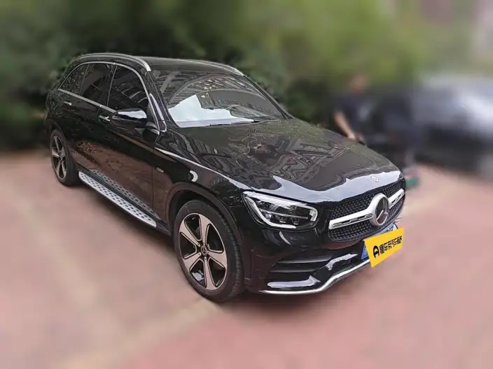 Mercedes-Benz GLC 2022 Model GLC 300 L 4MATIC Dynamic Model Collector Edition – фото 3