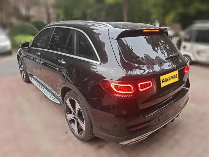 Mercedes-Benz GLC 2022 Model GLC 300 L 4MATIC Dynamic Model Collector Edition – фото 4