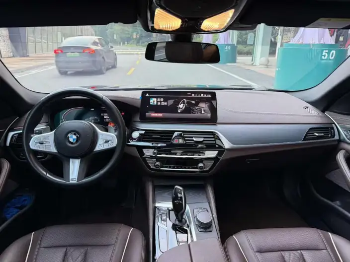 BMW 5 Series 2023 Model Facelift 530Li Leading Model M Sports Set – фото 7