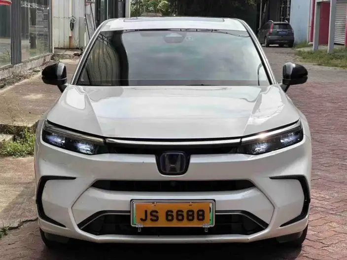 Honda BREEZE PHEV 2022 Model e:PHEV Exclusive Edition – фото 2
