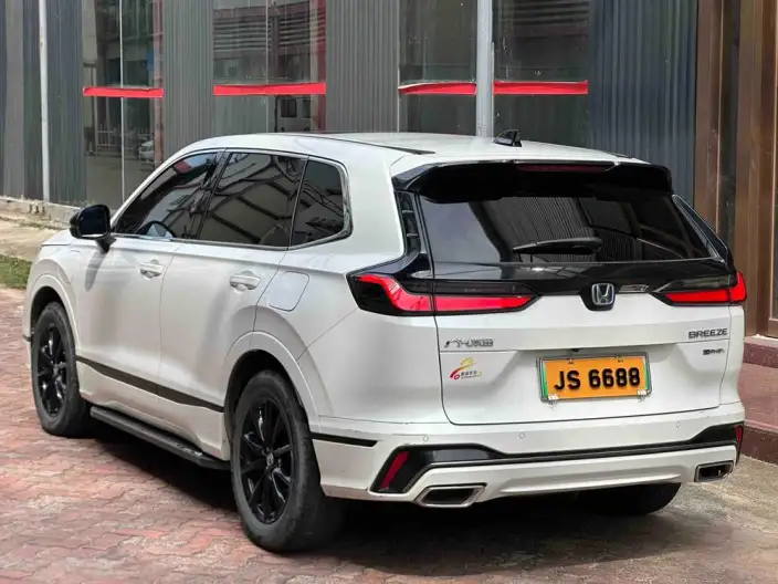 Honda BREEZE PHEV 2022 Model e:PHEV Exclusive Edition – фото 4