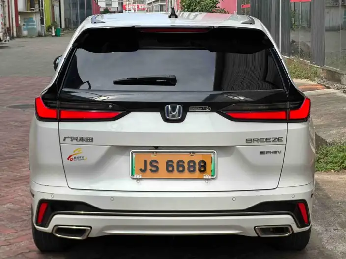 Honda BREEZE PHEV 2022 Model e:PHEV Exclusive Edition – фото 5