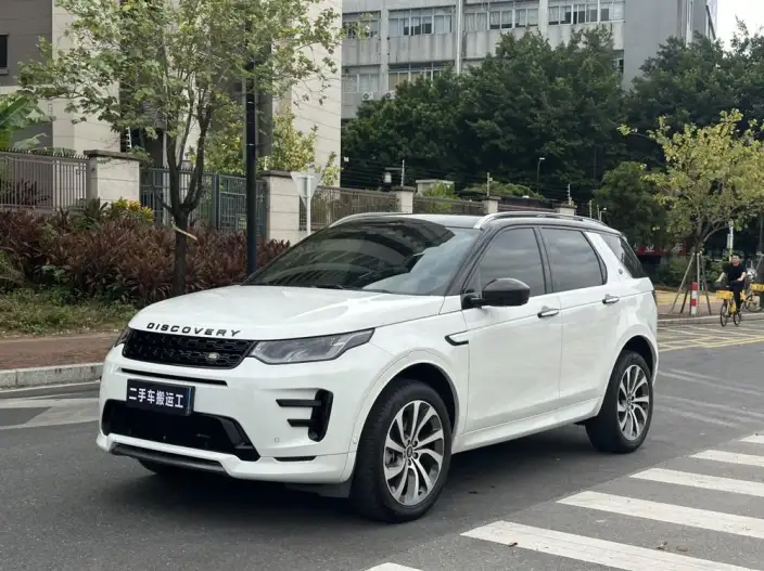 Land Rover Discovery Sport 2023 Model 249PS R-Dynamic SE Performance Technology Edition 5 seat – фото 1