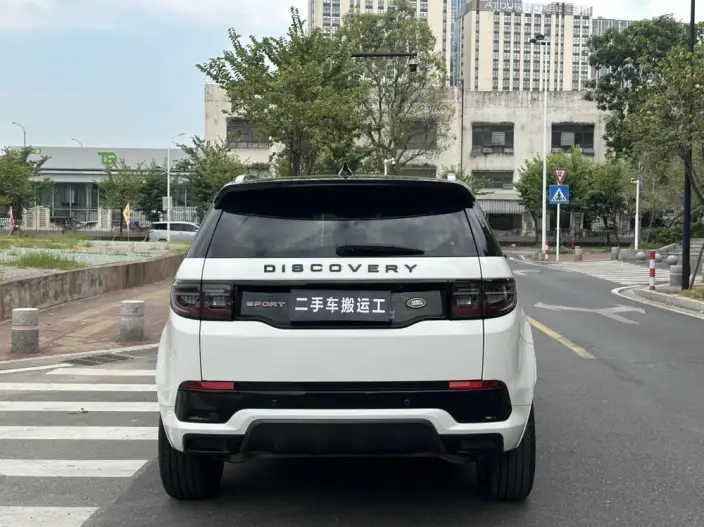 Land Rover Discovery Sport 2023 Model 249PS R-Dynamic SE Performance Technology Edition 5 seat – фото 5