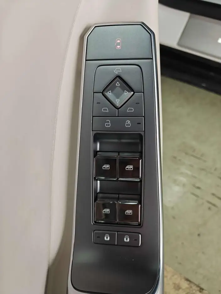 DENZA Z9GT EV 2024 Model 630 4WD Pro Edition – фото 8