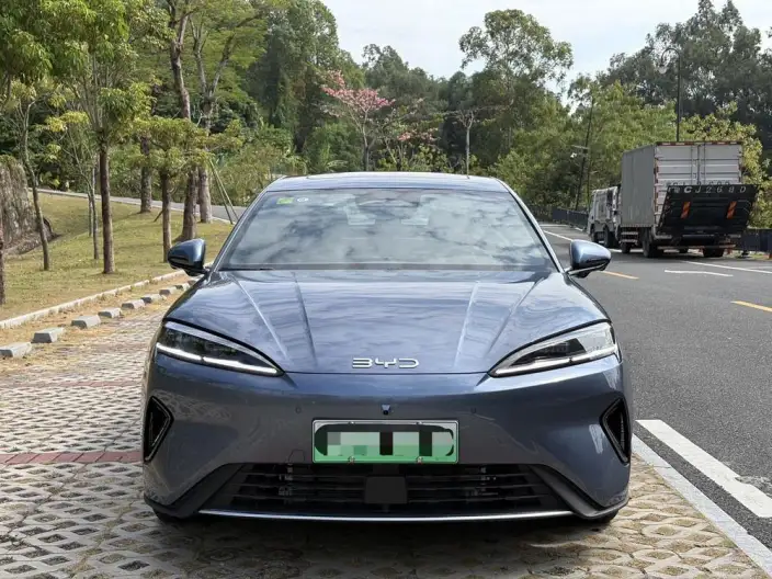 BYD Seal 07DM 2026 Model DM-i 135KM Noble Model – фото 2