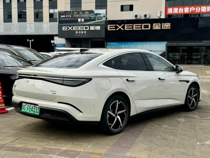 BYD Seal 07DM 2026 Model DM-i 230KM Flagship Model – фото 2