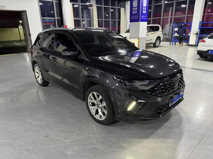 Jeta VS5 2023 Model 280TSI Automatic Enterprising Edition