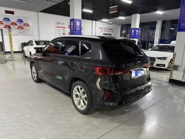 Jeta VS5 2023 Model 280TSI Automatic Enterprising Edition