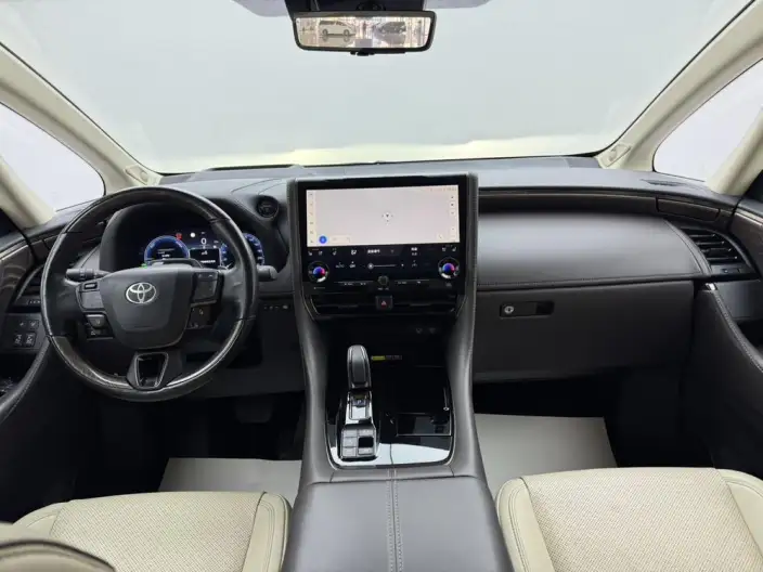 Elfa 2023 Model 2.5L Intelligent Hybrid 4WD Premium Edition – фото 9