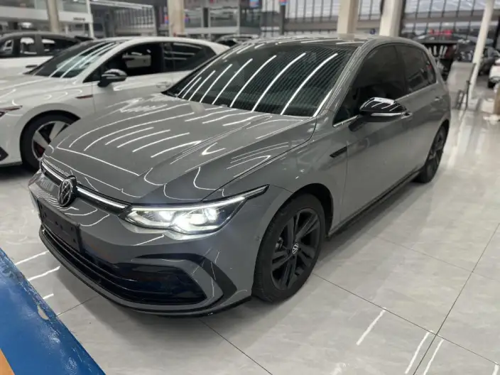 Volkswagen Golf 2023 Model 280TSI DSG R-Line Lite – фото 1