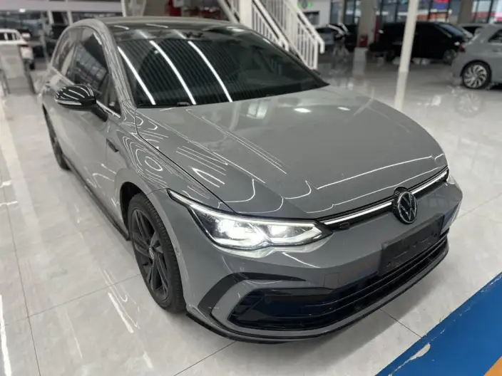 Volkswagen Golf 2023 Model 280TSI DSG R-Line Lite – фото 3