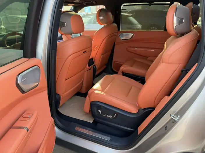 Lynk & Co 900 2025 Model 2.0T Tiggo Edition VI seat – фото 9