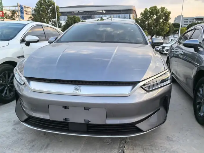 Qin Plus EV 2023 Model Champion Edition 420KM Leading Model – фото 2