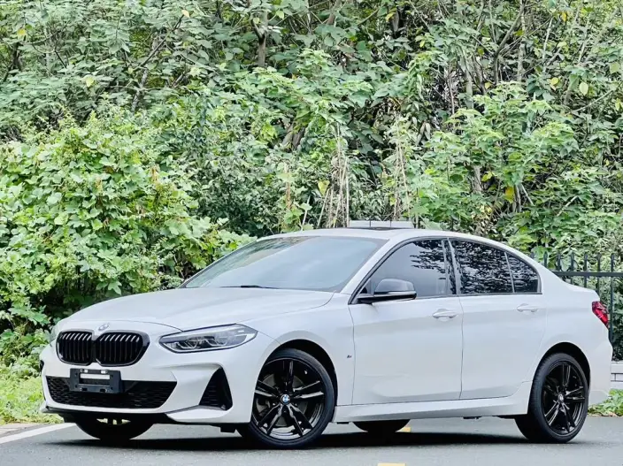 BMW 1 Series 2023 Model 125i M Sports Night Edition – фото 1